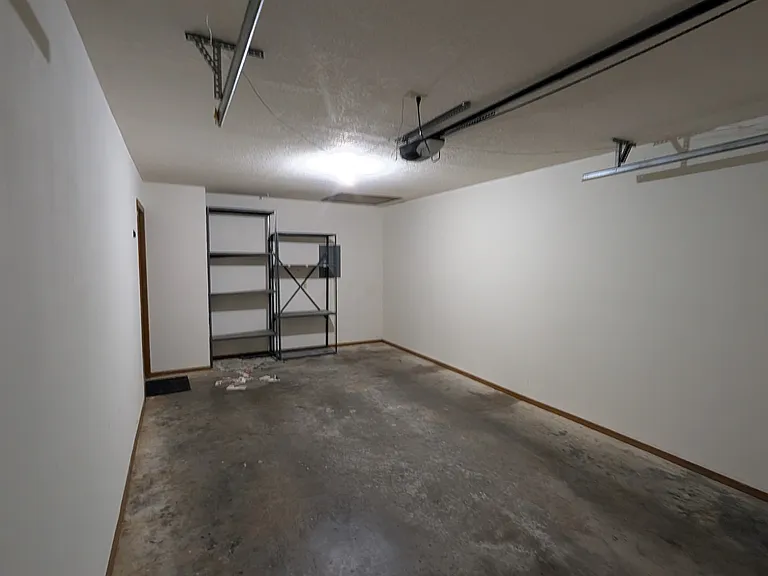 2863 Kasey Ave #B — Photo 16