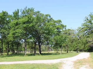 504 Davis Rd, Huntsville, TX 77320