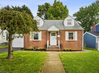 98 Sherwood St, Clifton, NJ 07013