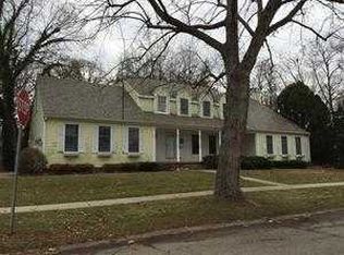 2642 Salem Rd, Charleston, IL 61920