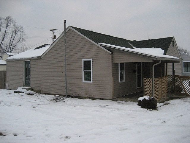 2nd image of 605 Ridgewood Ave