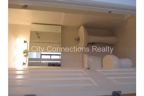 Rented by City Connections Realty | media 21