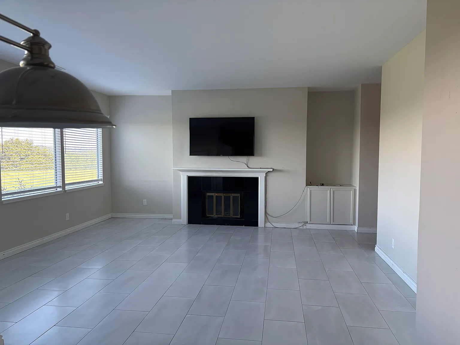 2 bed, 1380 sqft, $3,200 — Photo 4