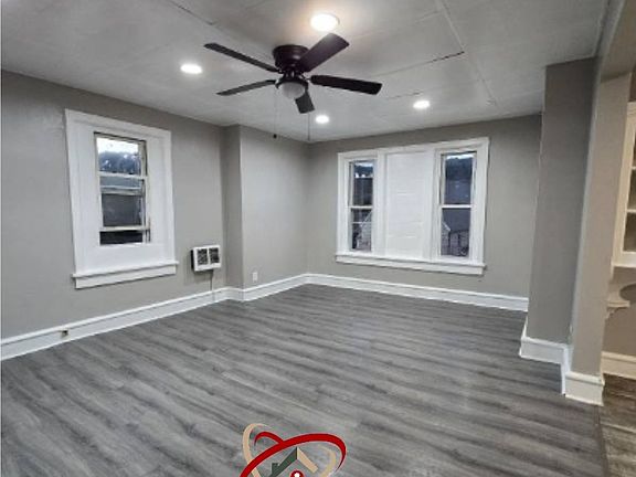 2nd image of 205 Monroe St #3