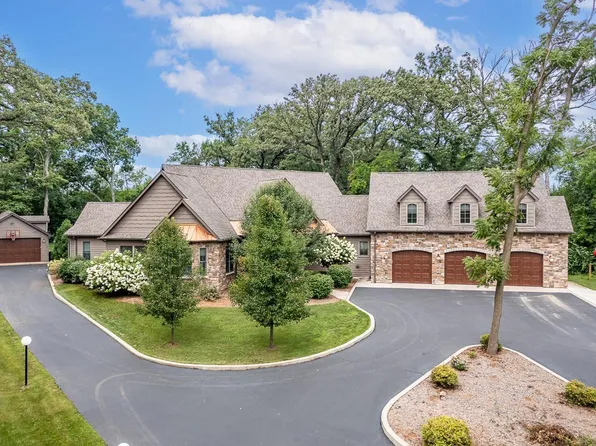 15212 Oakdale Pl, Cedar Lake, IN 46303