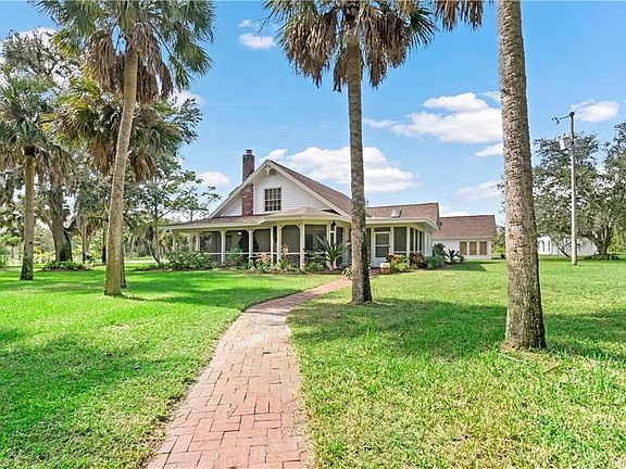 5th image of 18301/311 Panther Trail LN