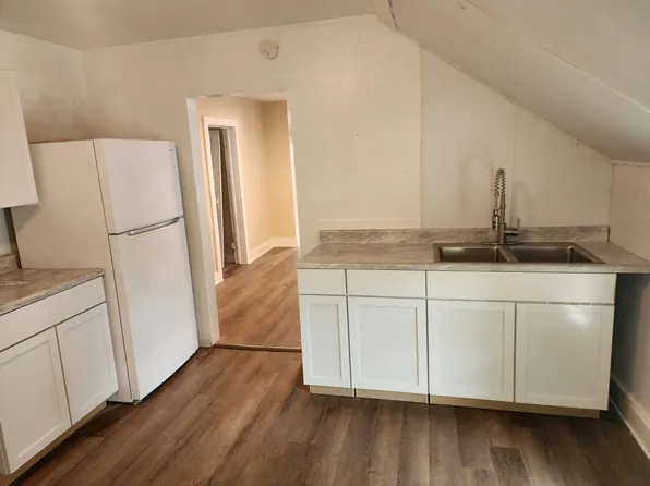 946 W 29th St #1, Erie, PA 16508