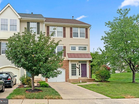 3rd image of 7800 Flager Cir