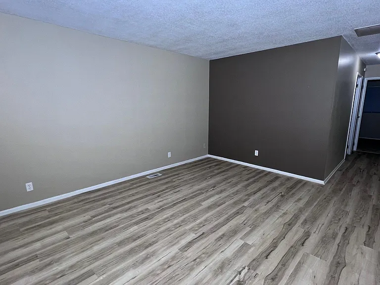 2446 Quail Dr — Photo 10