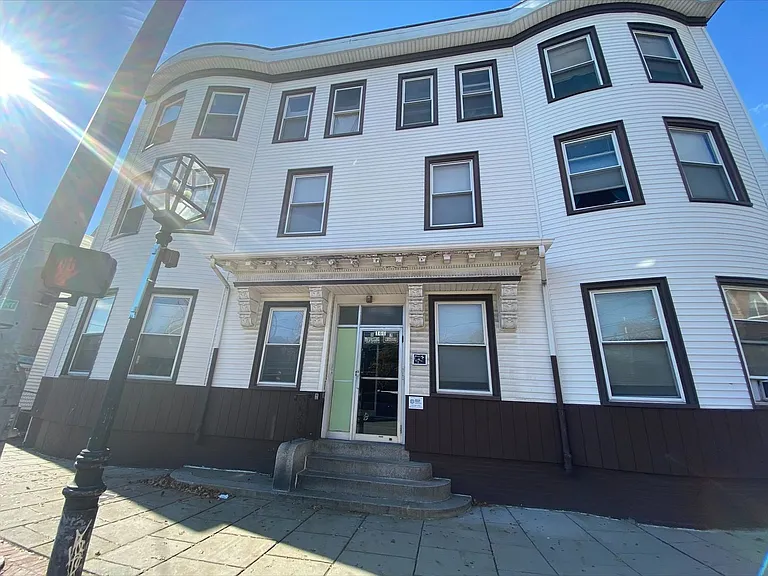 164 Washington Ave #7 — Photo 7