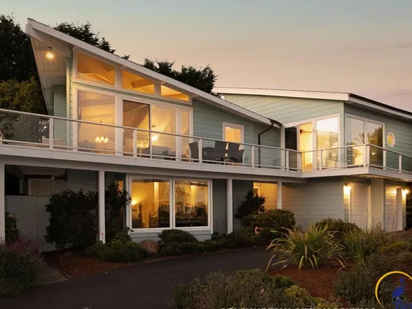 431 Seaview Dr, Aptos, CA 95003