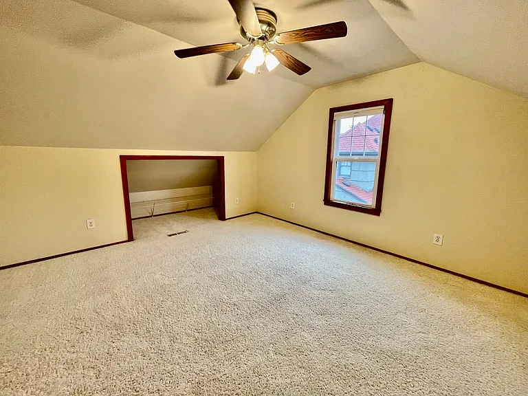 6976 NE Stanton St — Photo 29