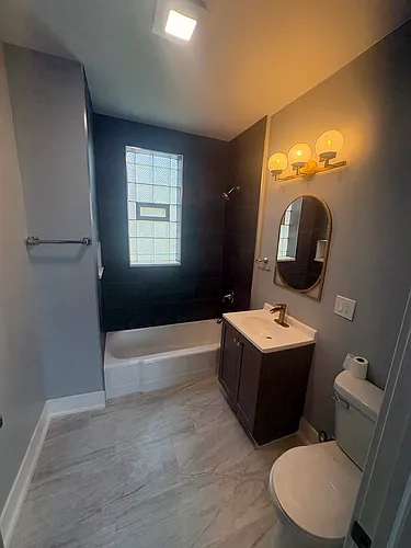 6207 S Bishop St #B2 Photo 1 6207 S Bishop St #B2 Photo 1
