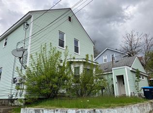 47 Lake St, Webster, MA 01570