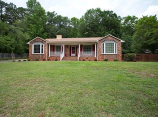 109 Overbrook Dr, Greenwood, SC 29649