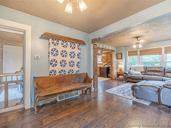 5th image of 517 W Norwood Avenue