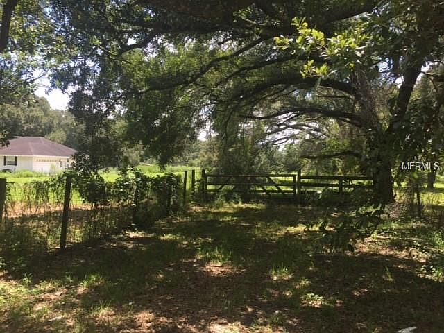 2nd image of 2319 Old Polk City Rd