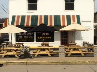 701 5th Ave, Coraopolis, PA 15108