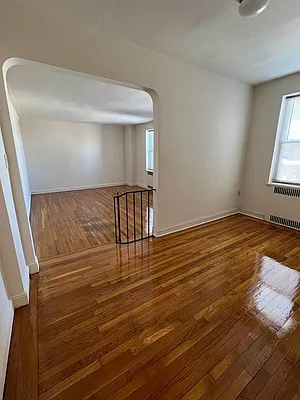 Rented by Contact Realty | media 28