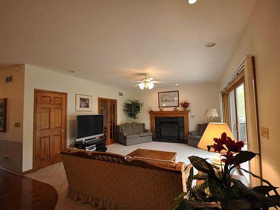 5th image of 5525 Bauers Dr
