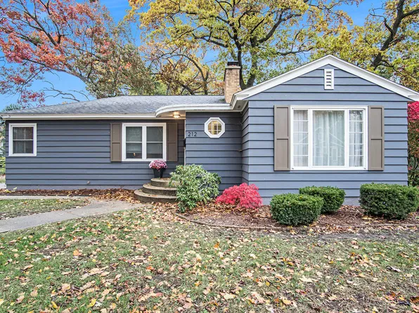 212 Williams St, Spring Lake, MI 49456