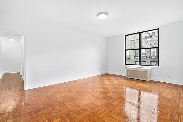 Rented by Compass | media 13