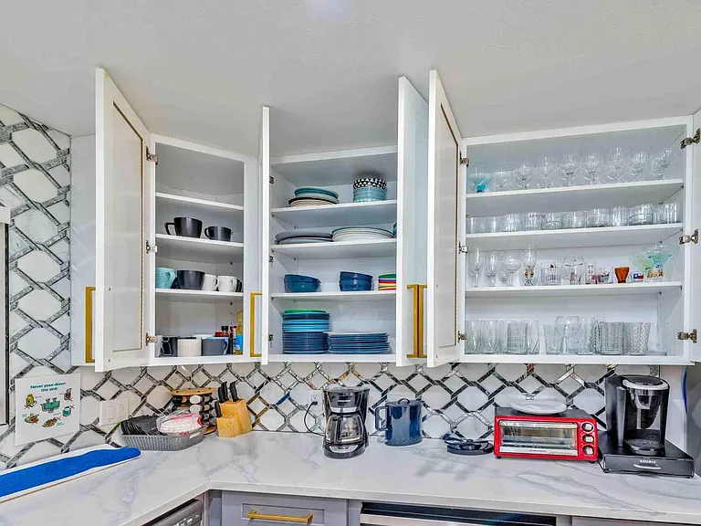 fully stocked kitchen