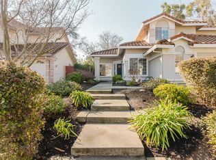 4 Marina Blue Ct, Sacramento, CA 95831