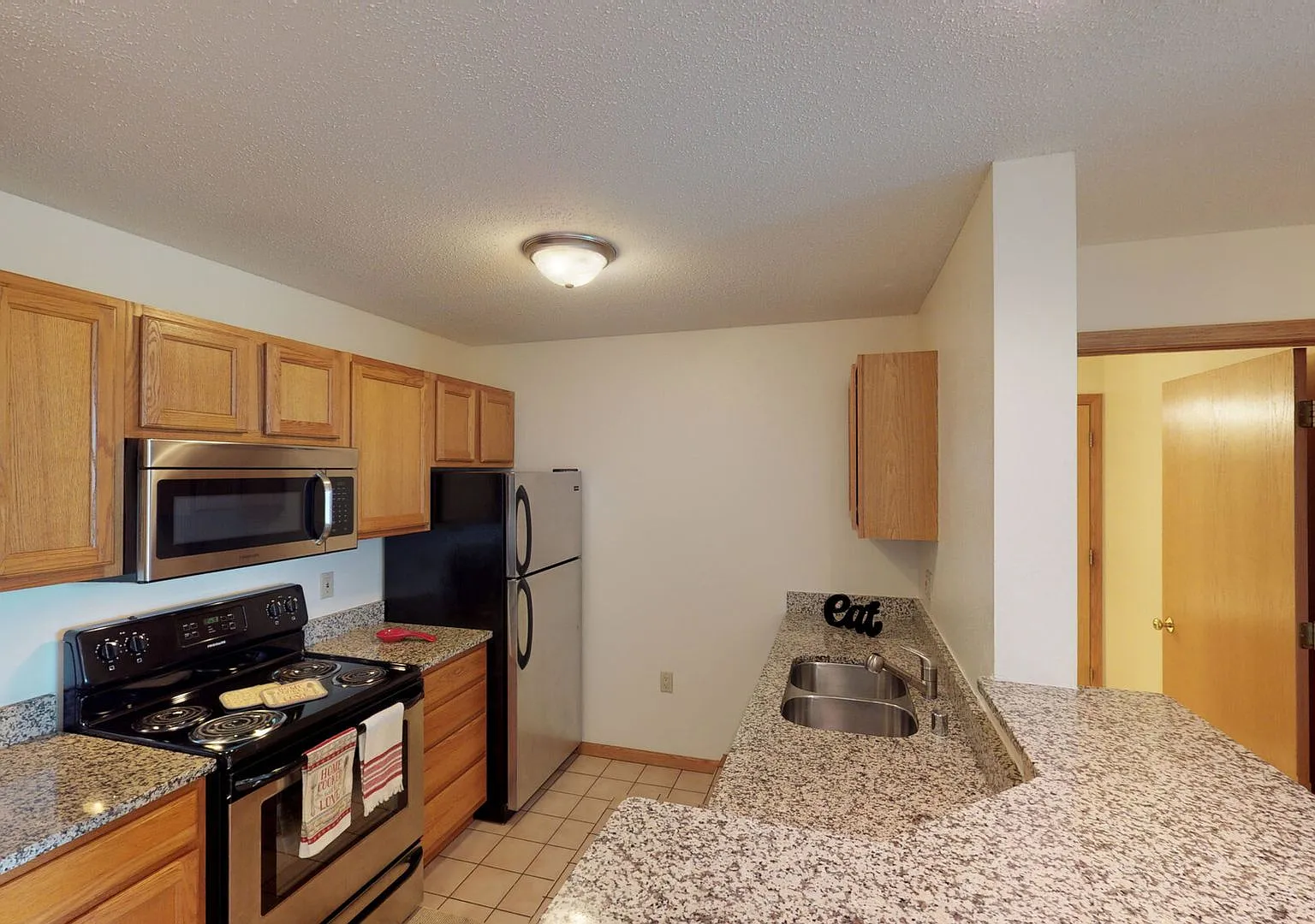 Seminole Woods Apartments — Photo 1