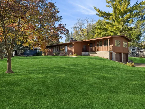 1201 Ingerson Rd, Arden Hills, MN 55112