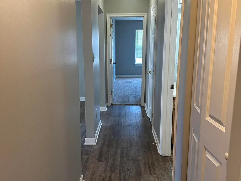 2548 Danielle Ln — Photo 6