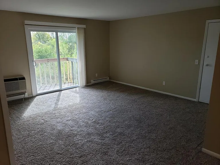 6578 Lake Rd #15 — Photo 11