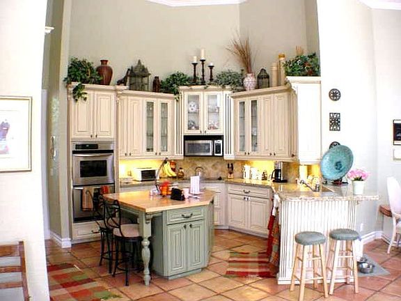 custom kitchen