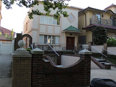 1072 84th St, Brooklyn, NY, 11228