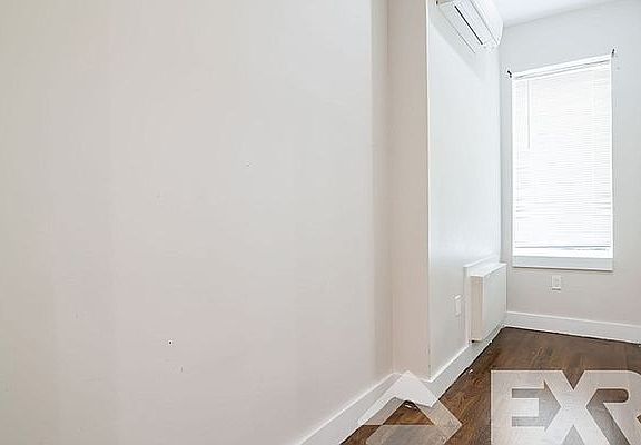 3rd image of 538 E 142nd St #1F