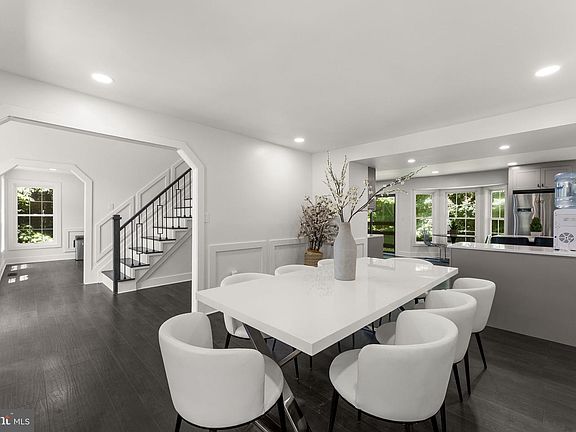 2nd image of 6658 Fox Den Rd