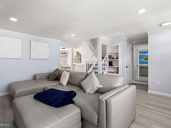 4th image of 6528 Brookleigh Way