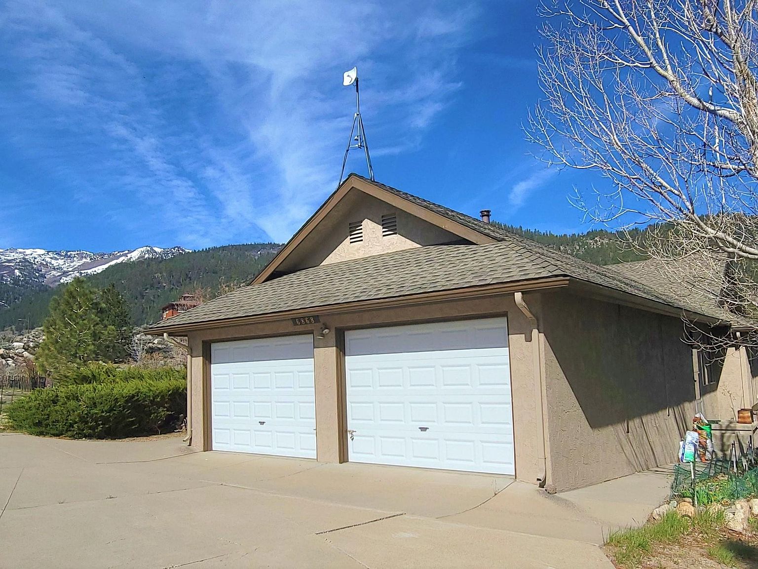6868 Twin Lakes Rd, Bridgeport, CA 93517 Zillow