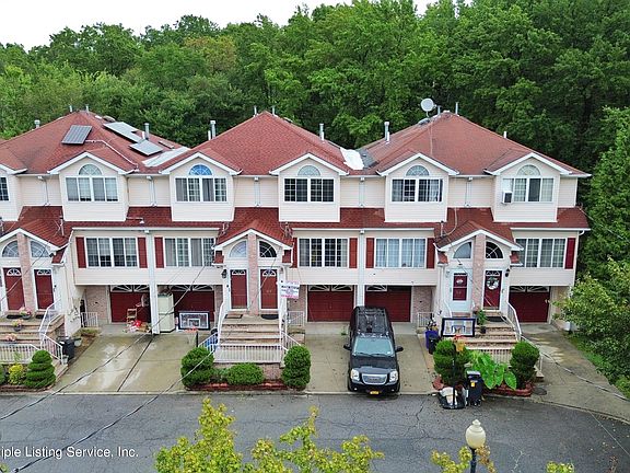 3rd image of 67 Arden Ave