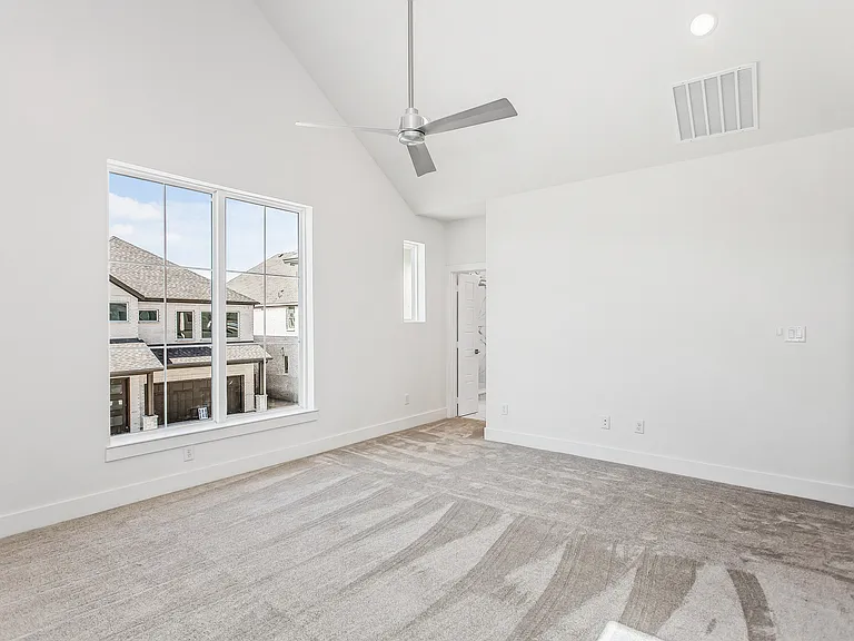 917 Protea St — Photo 45