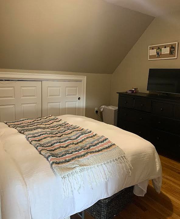 2nd image of 55 Winchester St #3