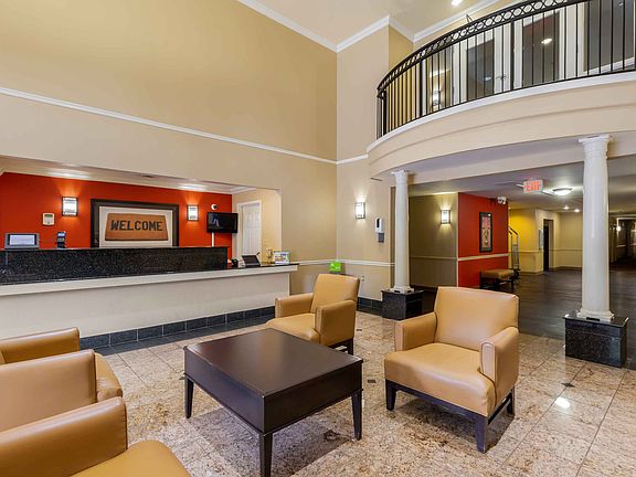 Lobby and Guest Check-in