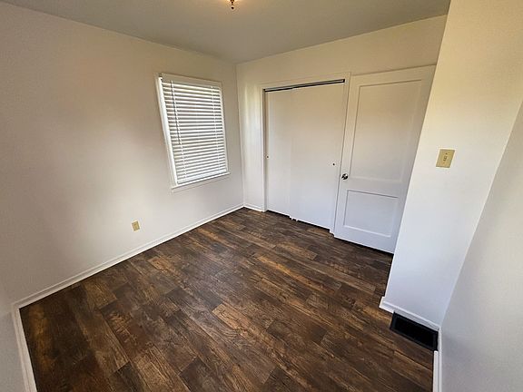 5th image of 759 Valerie Ln