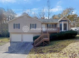 523 Silverthorne Cir, Douglasville, GA 30134