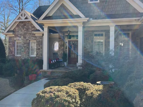 7435 Kingfisher Ln, Dawsonville, GA 30534