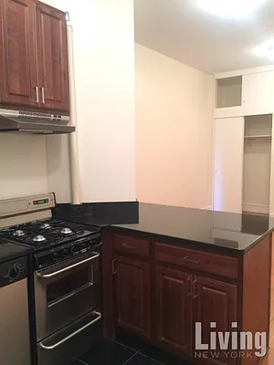 Rented by Living New York | media 12