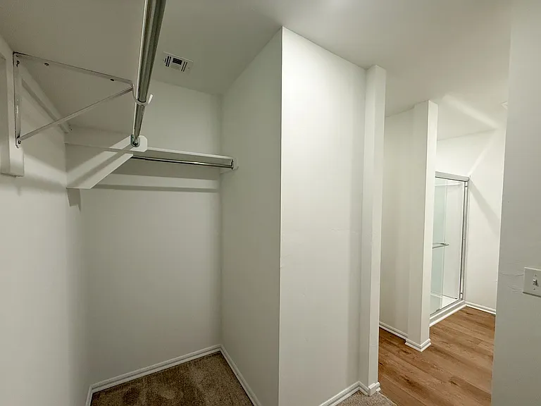 16309 Harvester Dr — Photo 17