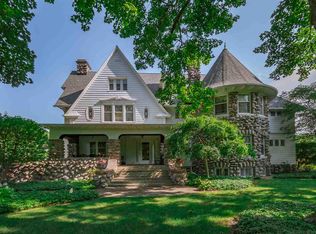 1249 E Jefferson Blvd, South Bend, IN 46617