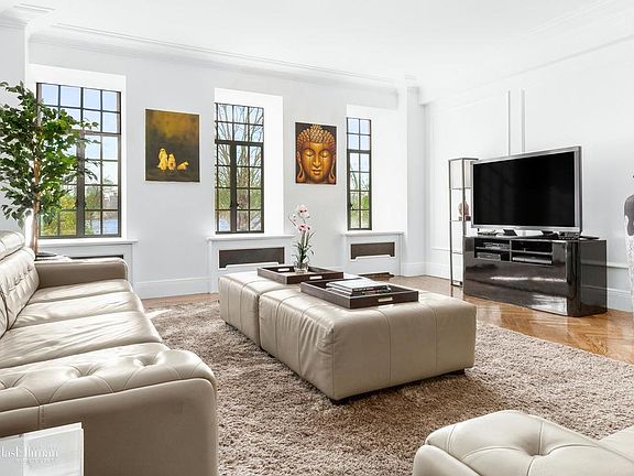 2nd image of 300 Central Park W APT 3F