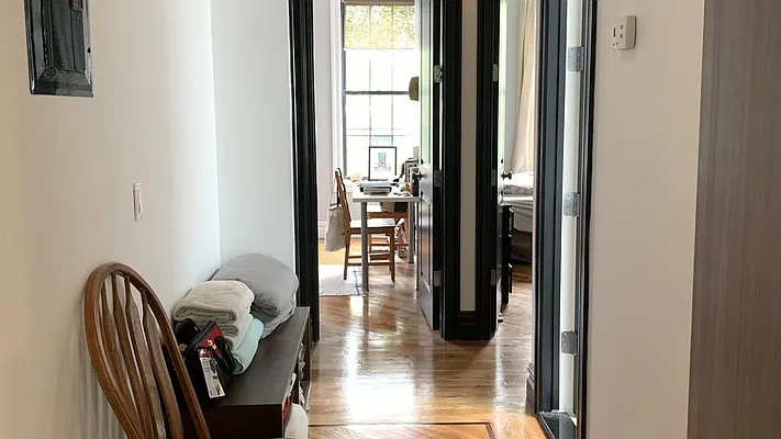 Rented by Nooklyn NYC LLC | media 19